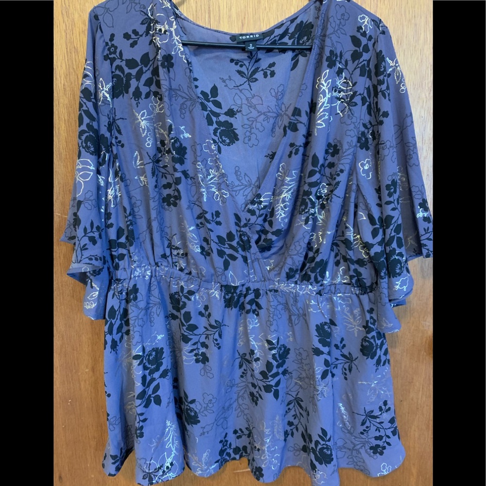 Torrid 2XL babydoll style shirt